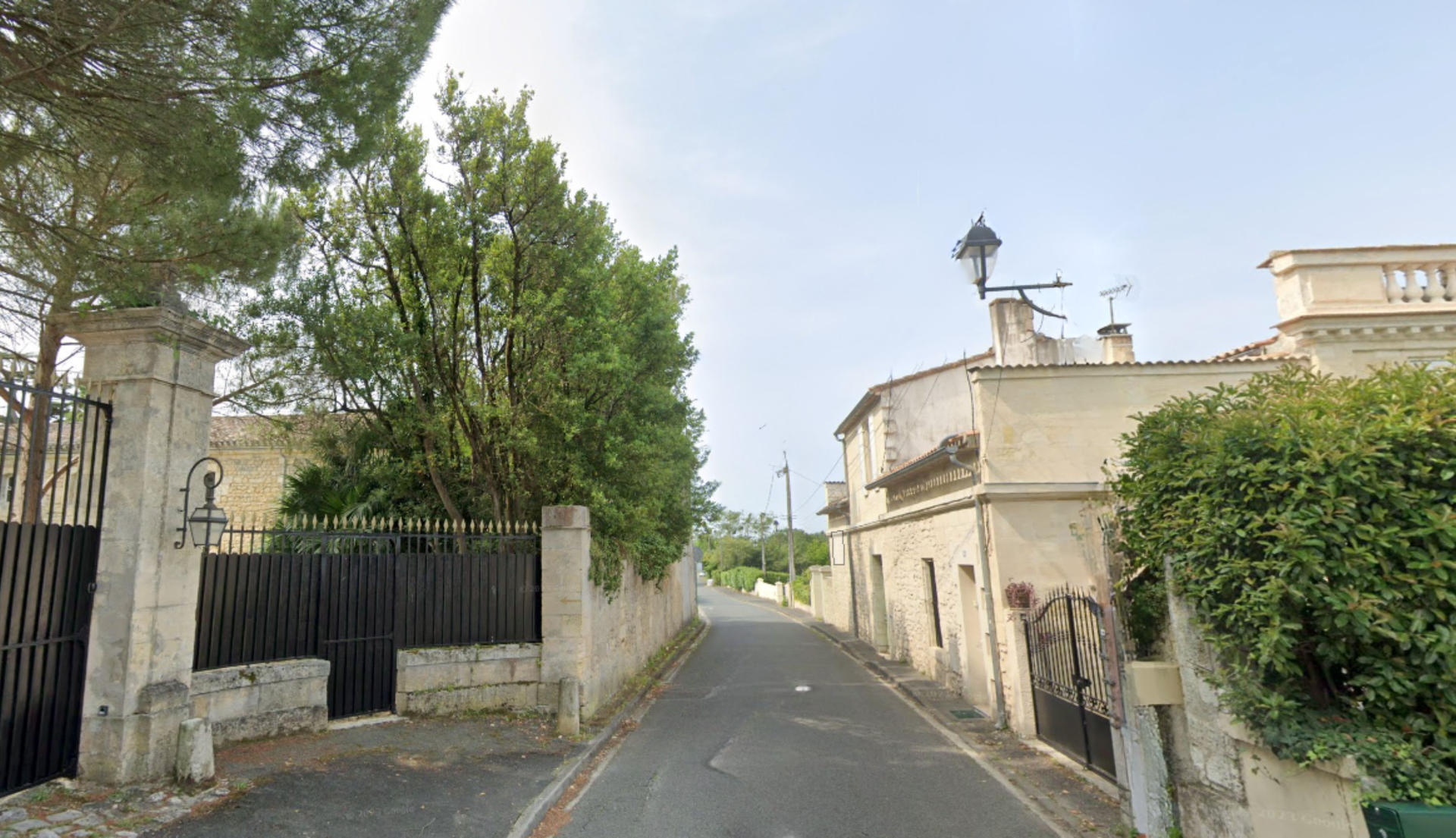 SAINT-LOUBÈS